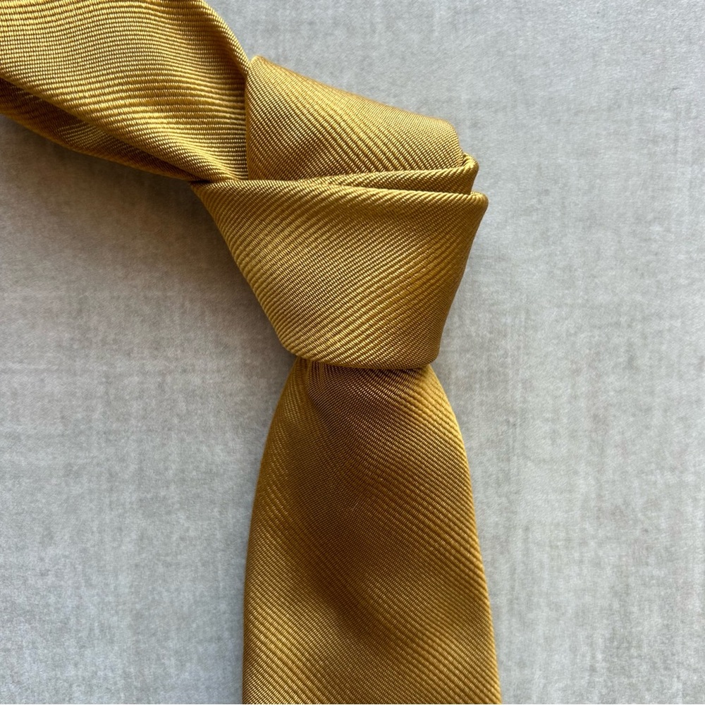Stunning Silk Tie From Drakes for Pual Stuart👔